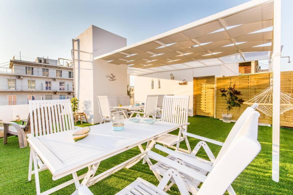 Neoclassical Flat With 2 Bedrooms In Pireus Zewnętrze zdjęcie